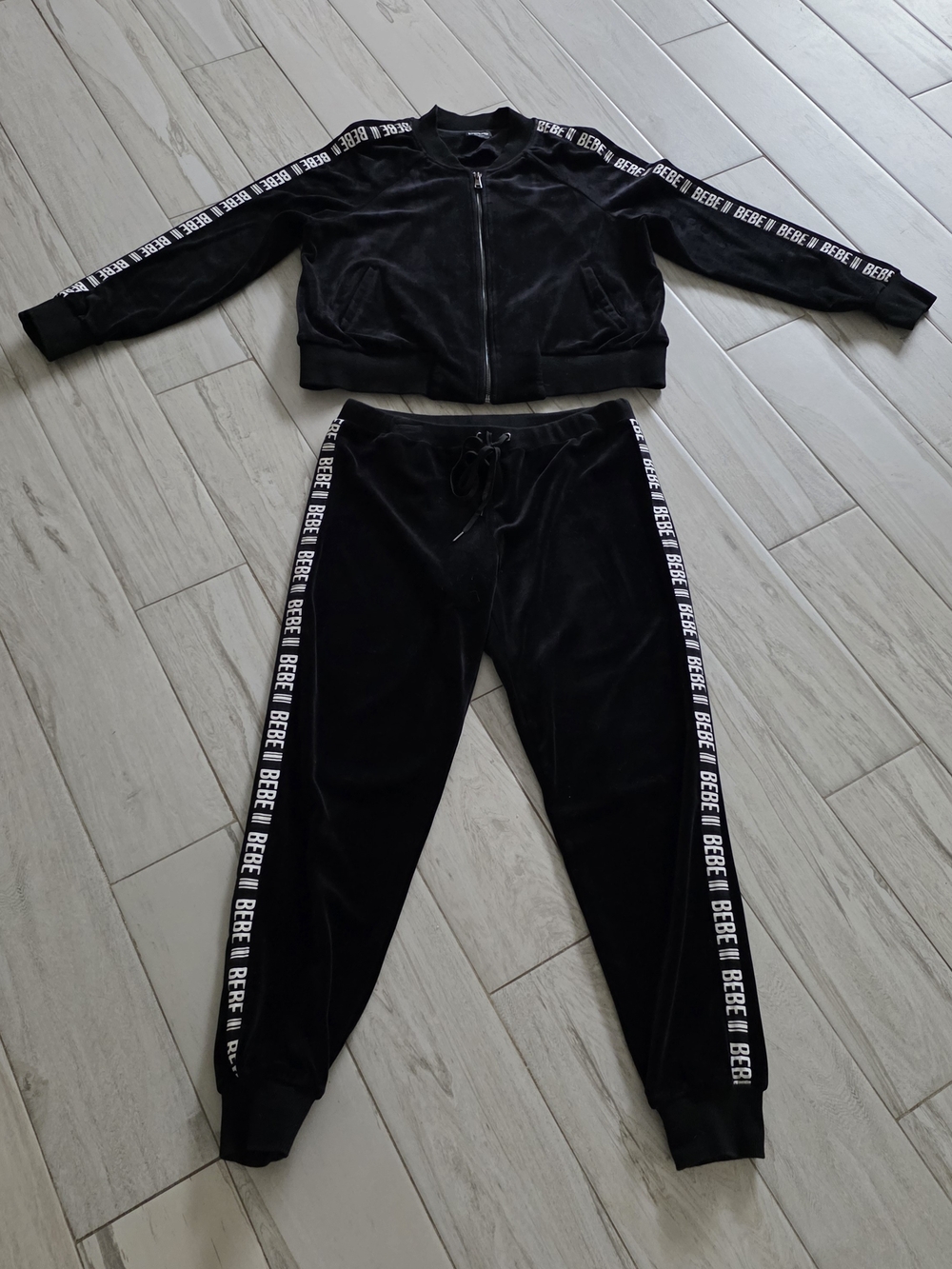 bebe Black Velour 2-Piece Logo Tracksuit Zip Jacket & Pants size L